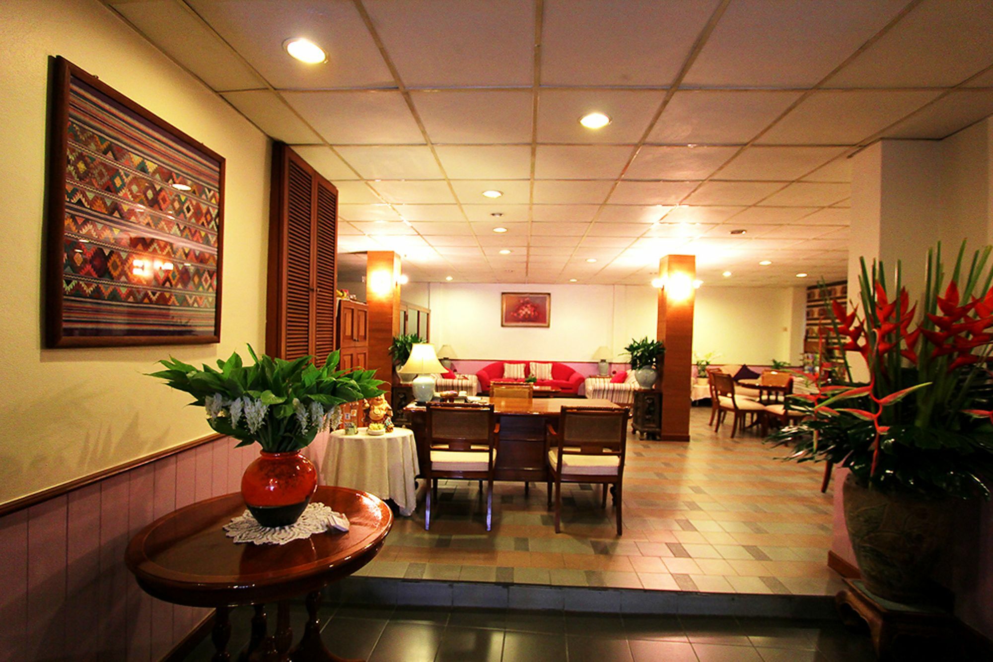 Travel Lodge Surawong (Adults Only) 방콕 외부 사진